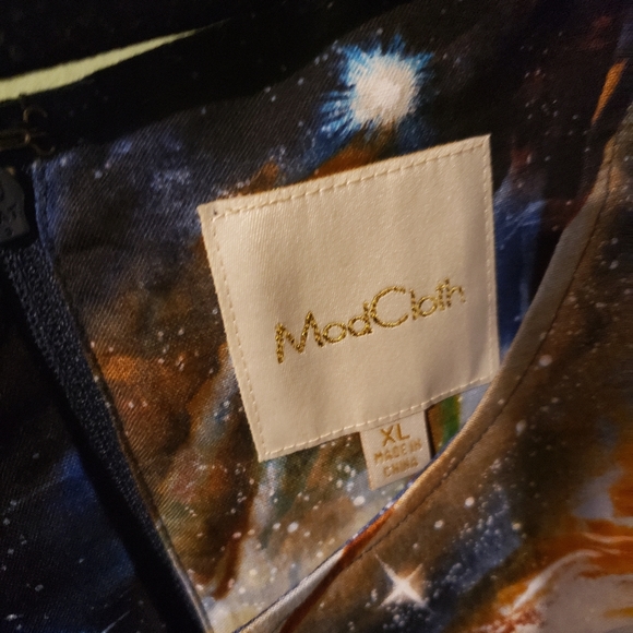 (Pending cross post)Modcloth Solar System Dress - Picture 4 of 5